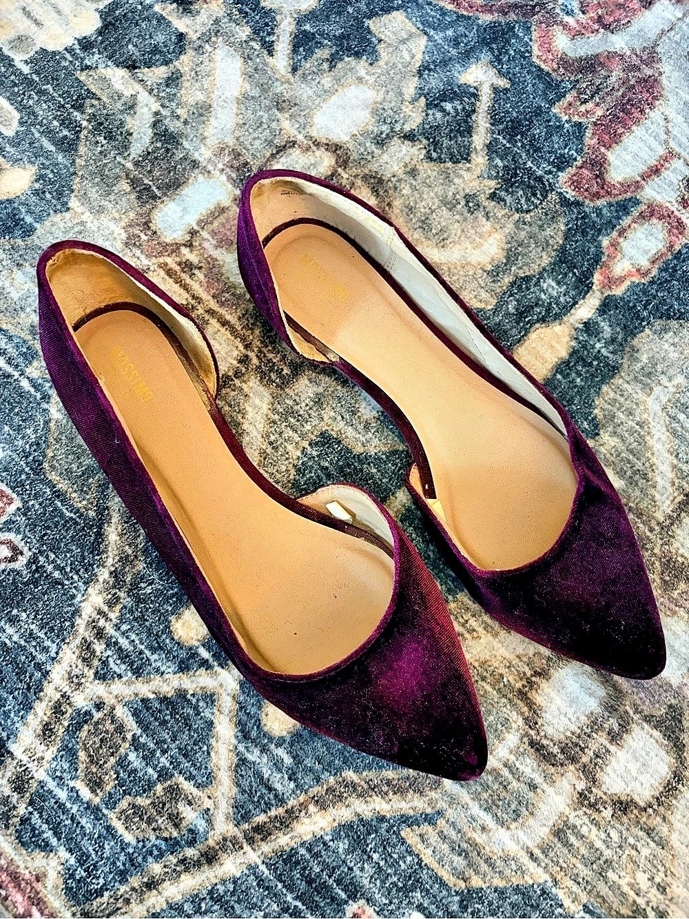 Mossimo Pointed Velvet D'Orsay Flats in Purple